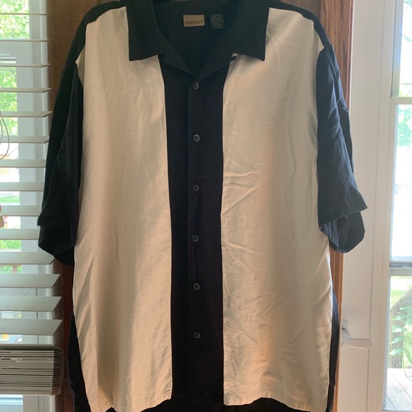 Axist Other - Black and white button down shirt